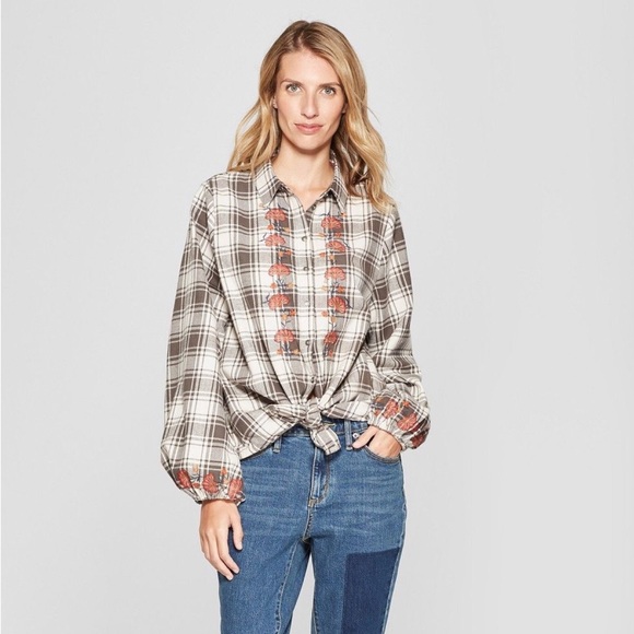 Knox Rose Tops - NWT Plaid Embroidered Button Down Flannel Shirt